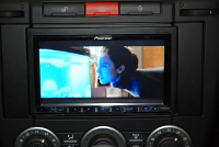   Pioneer AVH-P4100DVD  Land Rover Freelander 2